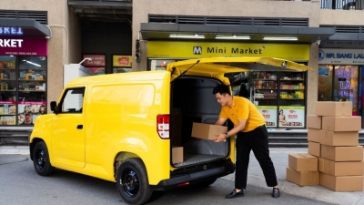 VinFast EC Van chinh phục hộ kinh doanh: Chở khỏe, đi phố gọn, tiết kiệm chi phí, ai cũng muốn đổi xe