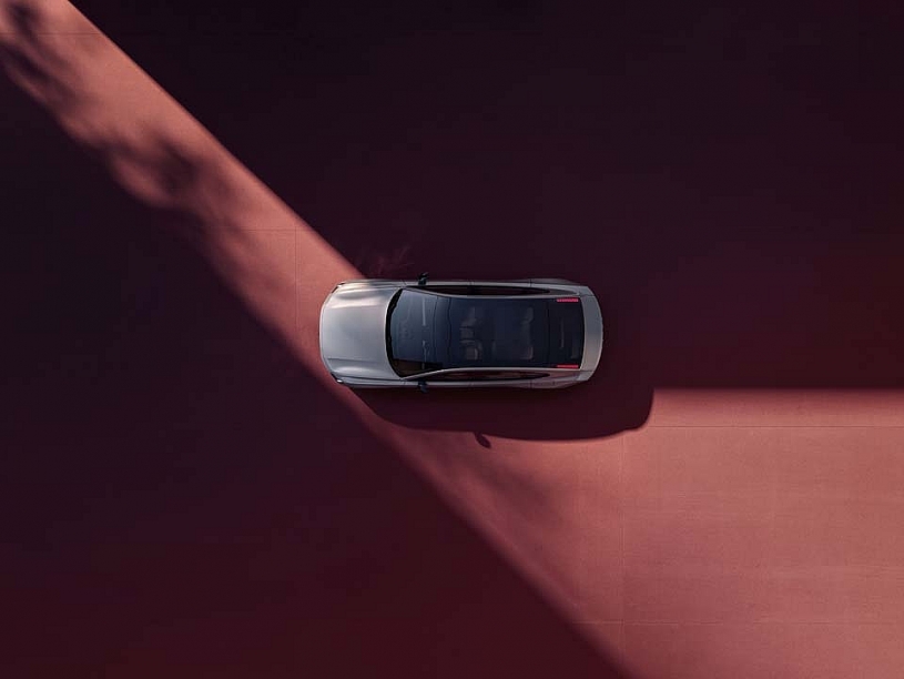 Volvo tăng tốc điện hóa tại Việt Nam với EX90 và ES90