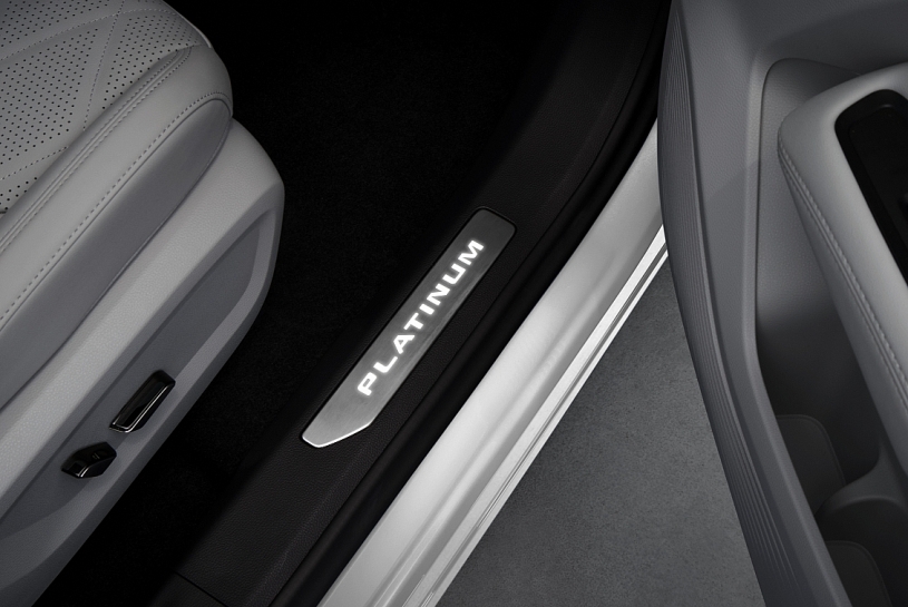 Ford Việt Nam ra mắt Territory Platinum, nâng tầm tiện nghi, đi tới trải nghiệm mới