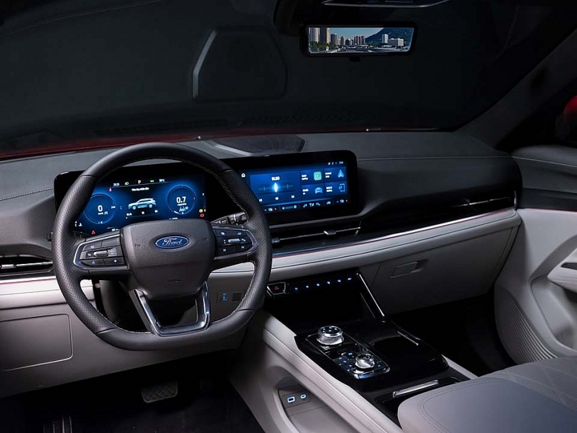 Ford Việt Nam ra mắt Territory Platinum, nâng tầm tiện nghi, đi tới trải nghiệm mới