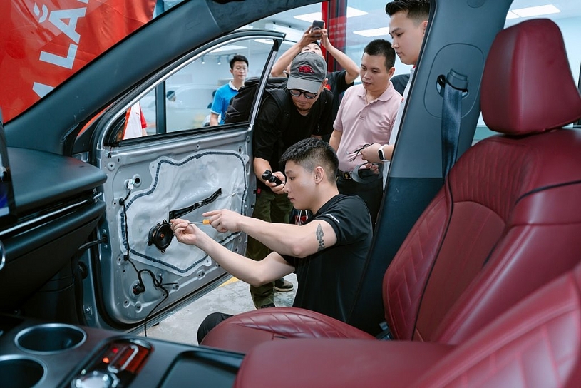 Setcar Ra Mắt SETAUDIO: Giải Pháp Âm Thanh Chuyên Biệt Cho VinFast Limo Green & MPV7