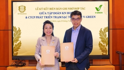 V-GREEN hợp tác cùng KN Holdings phát triển hạ tầng sạc và đổi pin xe điện