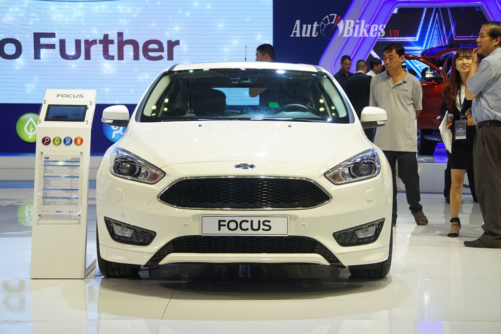 Ngừng sản xuất, Ford Focus đại hạ giá gần 100 triệu
