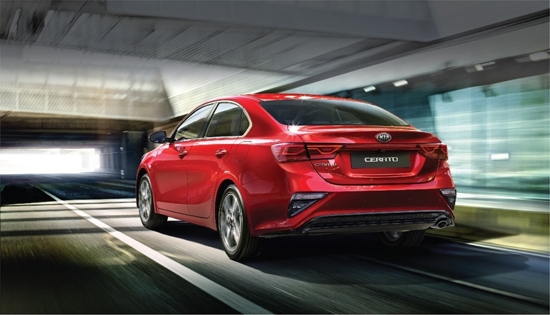 Kia Cerato 2019: Khuyến mãi, giá xe, lăn bánh tháng 9/2019