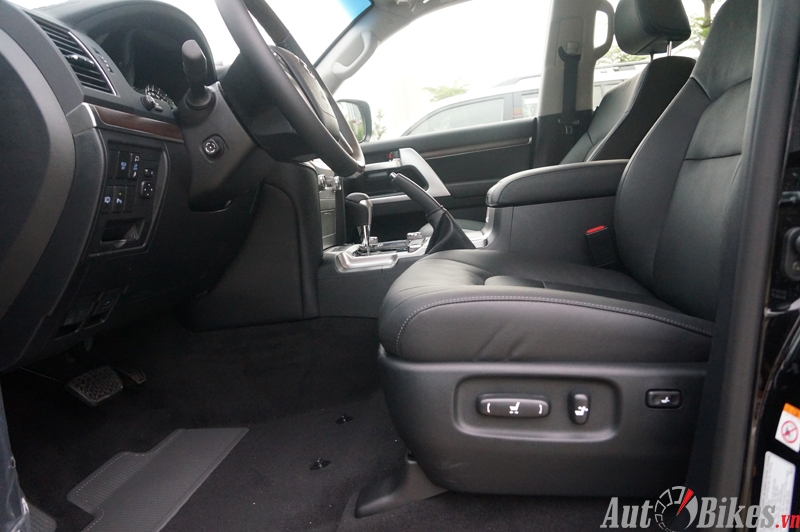 kha m pha toyota land cruiser 2019 xe 4 ty co gi cha t