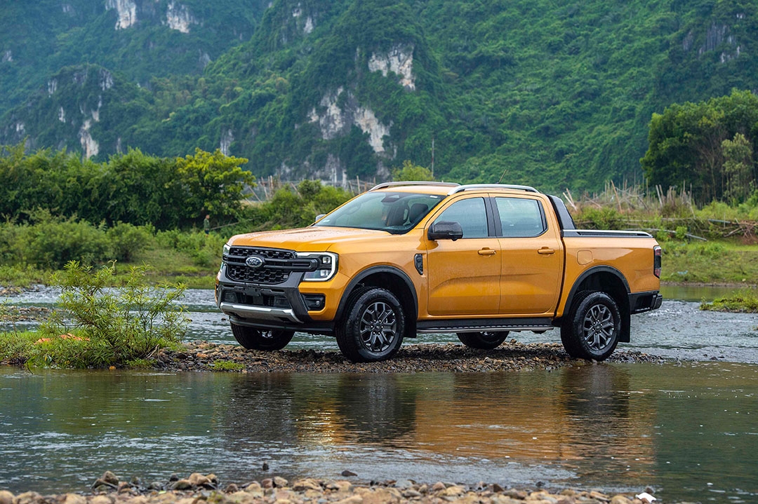 Video: Đánh giá nhanh Ford Ranger Wildtrak 2023 giá 965 triệu đồng