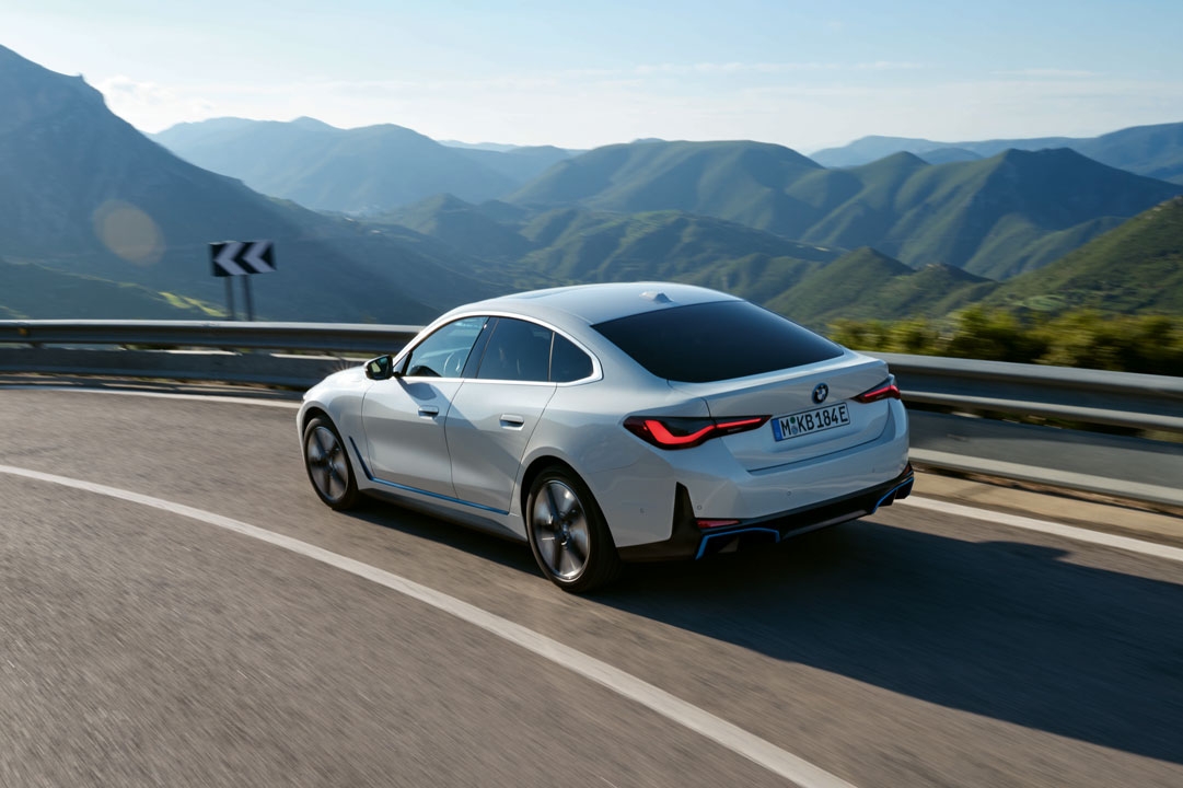 Chi tiết BMW i4 giá 3,759 tỷ đồng tại Việt Nam Chi tiết BMW i4 giá 3,759 tỷ đồng tại Việt Nam