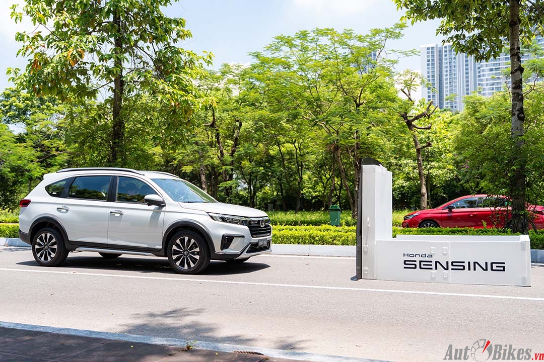 Giá xe Honda BR-V tháng 12/2023: Ưu đãi 65 triệu đồng Giá xe Honda BR-V tháng 12/2023: Ưu đãi 65 triệu đồng