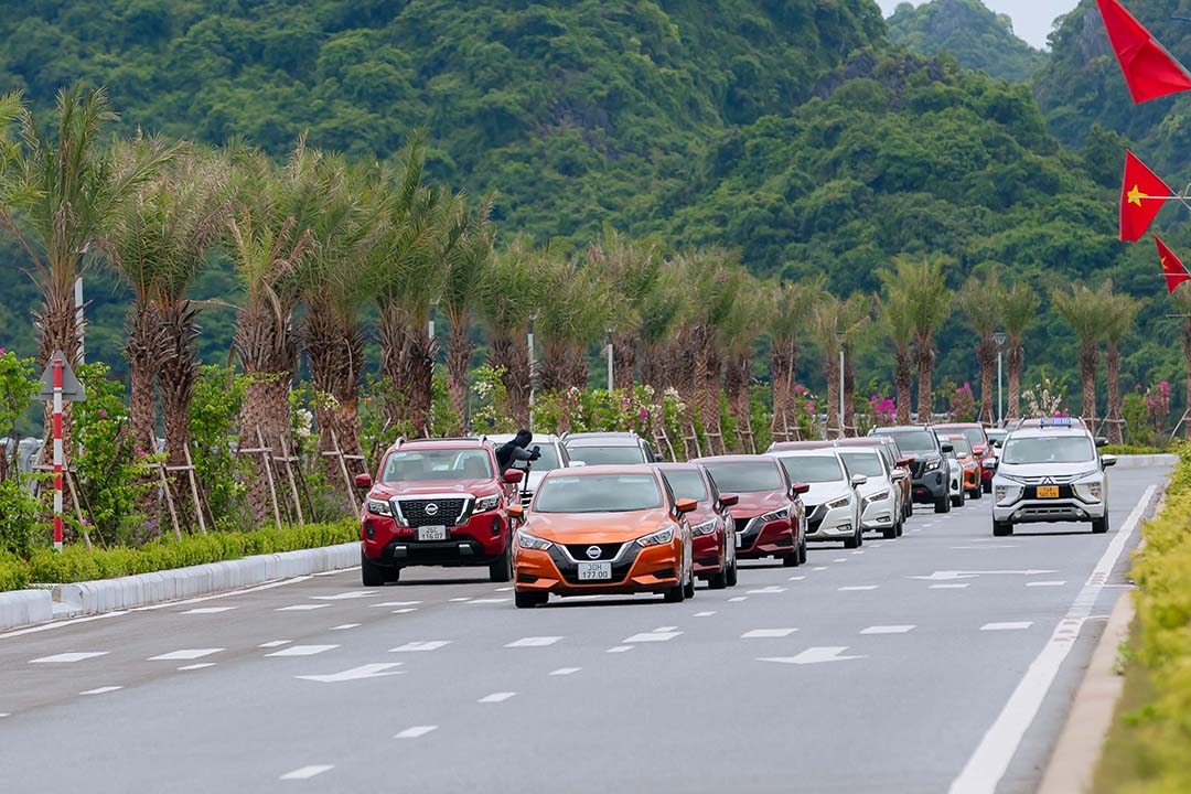 Ô tô đua giảm giá sau Tết, khách hàng tiết kiệm cả trăm triệu