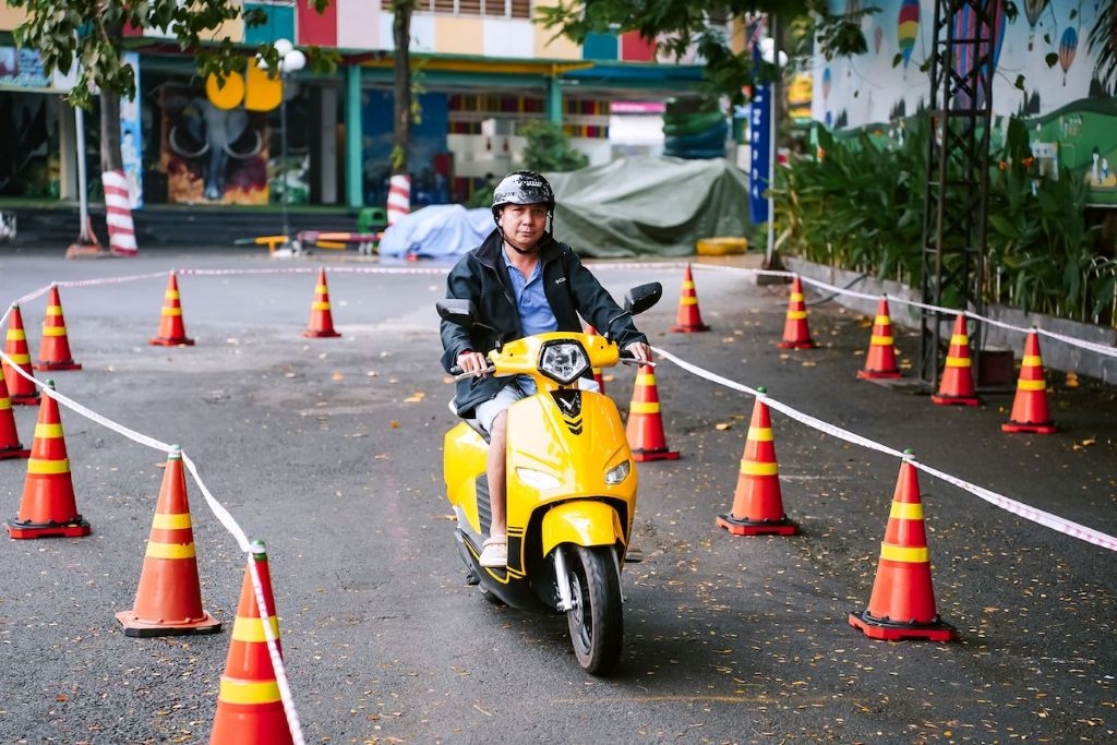 Người dân TP.HCM hưởng ứng mạnh mẽ chương trình “Đổi xăng lấy điện” của VinFast Người dân TP.HCM hưởng ứng mạnh mẽ chương trình “Đổi xăng lấy điện” của VinFast