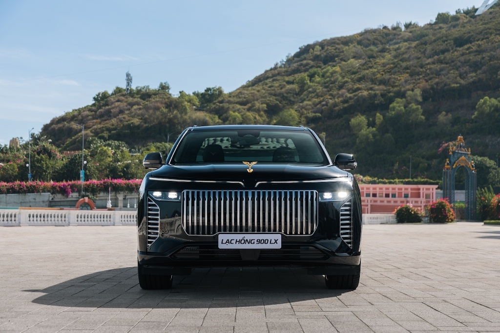 Lạc Hồng 900 LX: Xe điện chống đạn của Việt Nam có gì đặc biệt ?