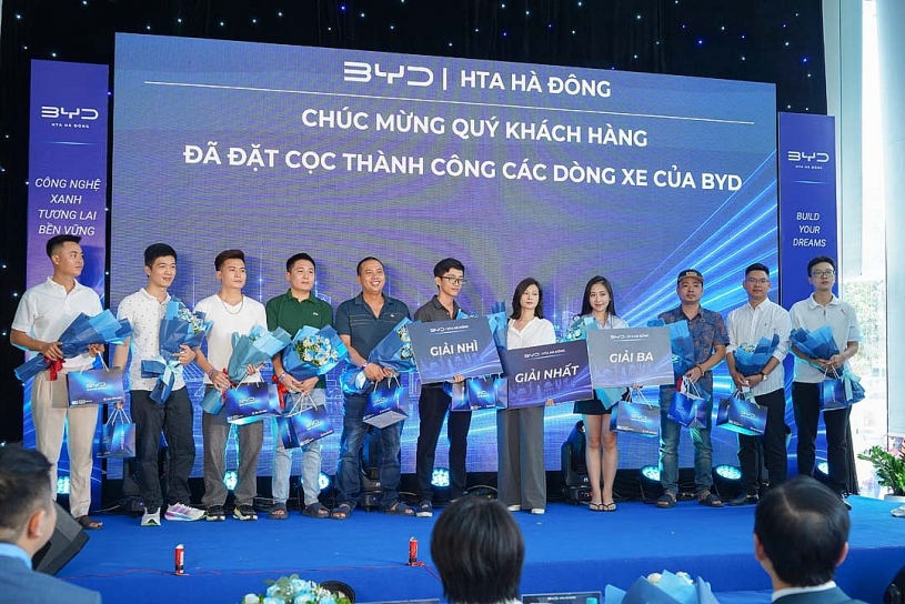 BYD tăng tốc phủ sóng Hà Nội, khai trương showroom HTA Hà Đông