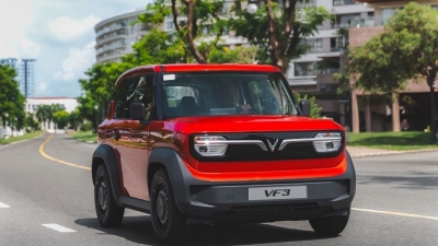 Phố chật chẳng ngại, VinFast VF 3 “đốn tim” khách đô thị