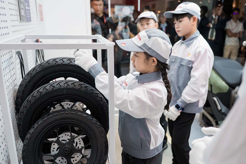 Nuôi dưỡng kỹ sư nhí: Cùng Honda khám phá thế giới xe máy điện tại KidZania Hà Nội