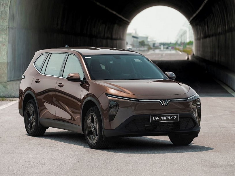 Bán gần 11.000 xe/7 tháng: Vì sao VinFast VF MPV 7 là “xe quốc dân” cho mọi gia đình?