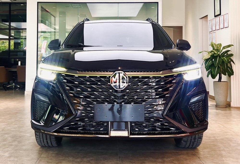 MG RX5 giảm 'sốc', giá chỉ còn ngang Kia Seltos