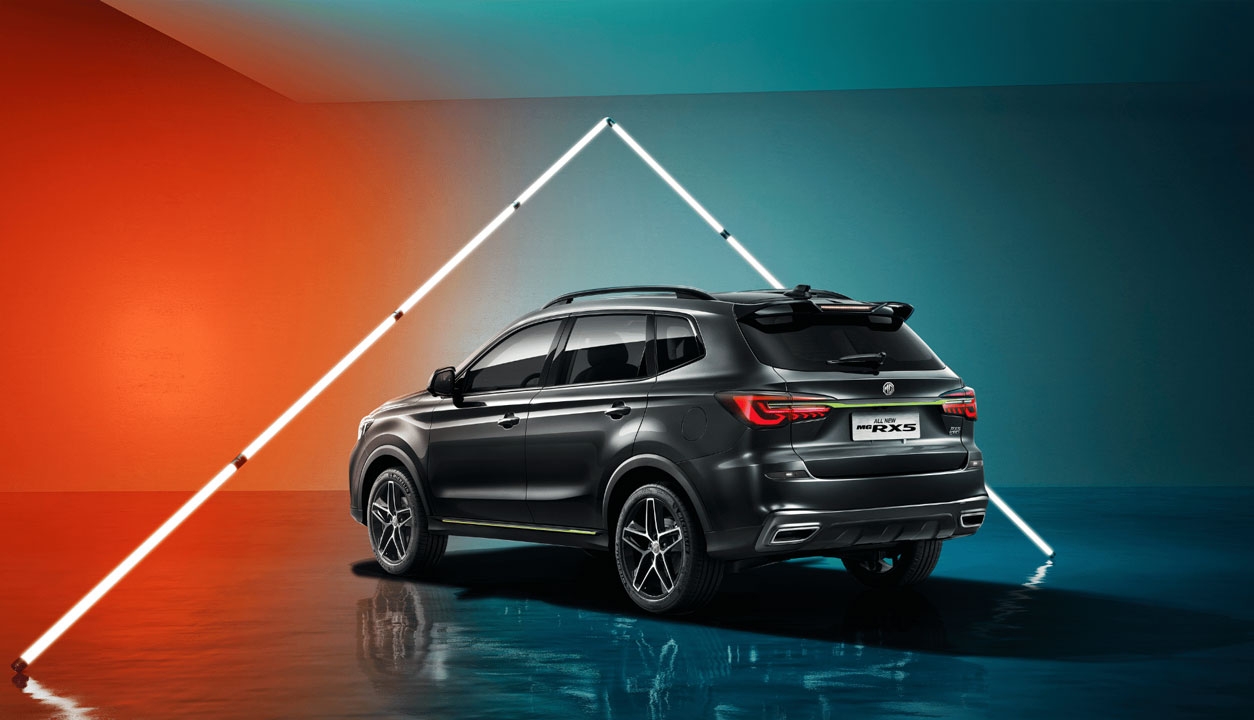 MG RX5 giảm giá kỷ lục còn 560 triệu đồng tại đại lý