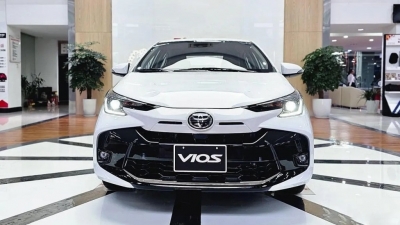 Nhiều mẫu xe ăn khách giảm giá mạnh trong tháng Ngâu