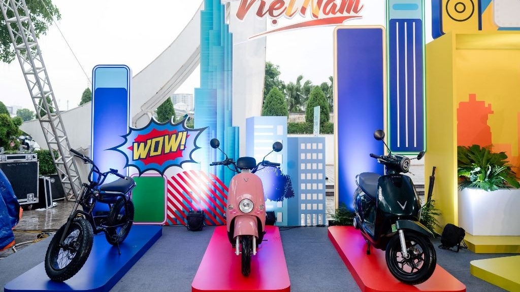 Xe máy điện VinFast “gây sốt” mùa tựu trường: thiết kế đẹp, giá mềm, sạc miễn phí
