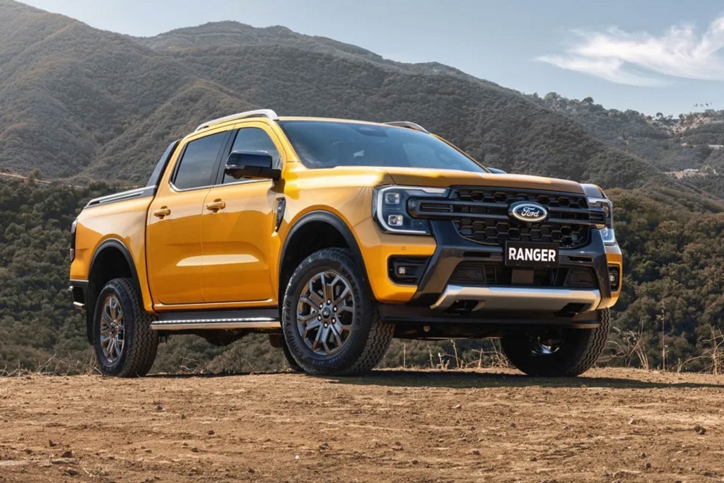 Phân khúc xe bán tải tháng 8/2025: Ford Ranger giữ ngôi vương
