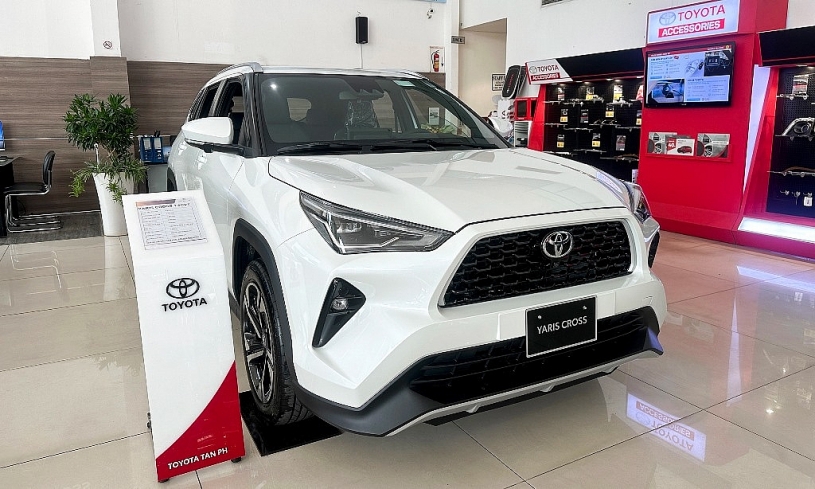 Loạt xe Toyota giảm giá hàng chục triệu đồng tháng 9