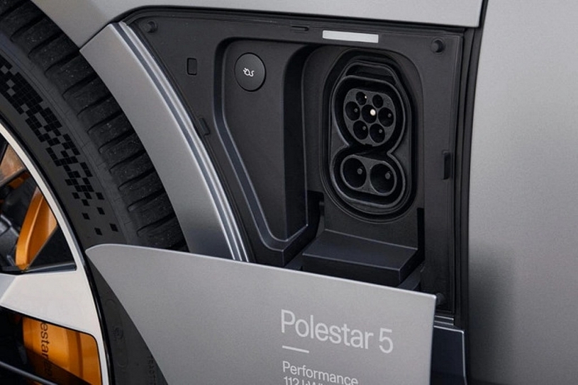 Xe điện Polestar 5 không có kính hậu, mạnh 872 mã lực, đấu Porsche Taycan