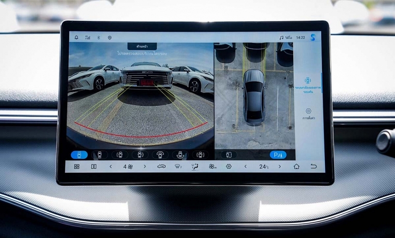 BYD Seal 5 - sedan cỡ C hybrid sắp bán ở Việt Nam