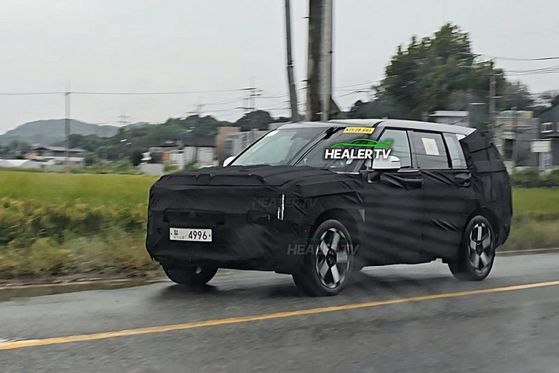 Hé lộ diện mạo hoàn toàn mới của Hyundai Santa Fe