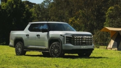 MG ra mắt U9 - bán tải mới đấu Ranger và Hilux