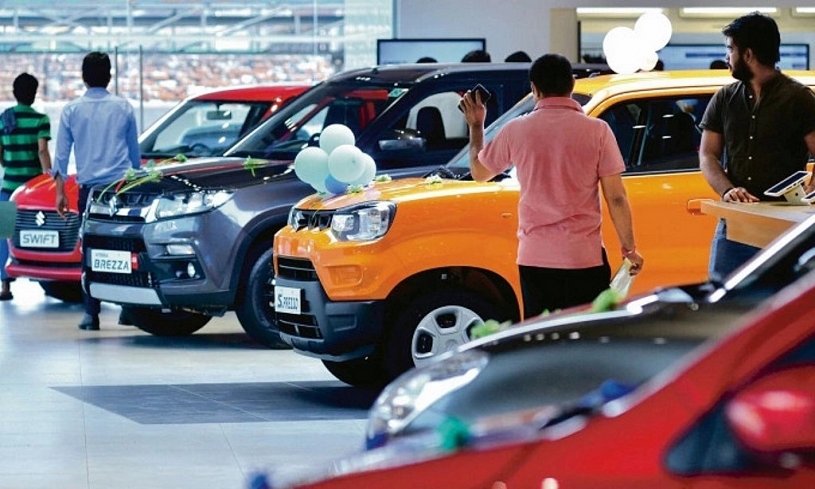 Người dân đổ đi mua xe, doanh số ôtô Ấn Độ đạt kỷ lục Người dân đổ đi mua xe, doanh số ôtô Ấn Độ đạt kỷ lục