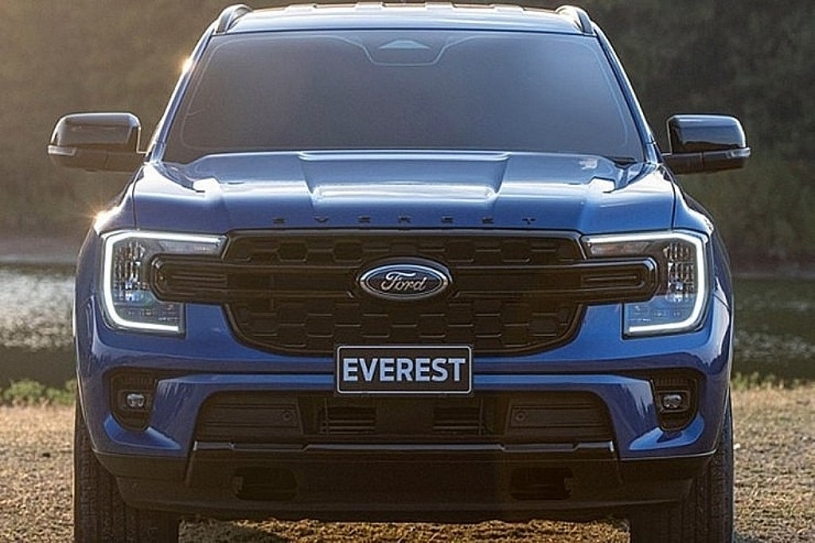 Ra mắt Ford Everest Sport Bi-Turbo 2026, sản xuất giới hạn 700 xe Ra mắt Ford Everest Sport Bi-Turbo 2026, sản xuất giới hạn 700 xe