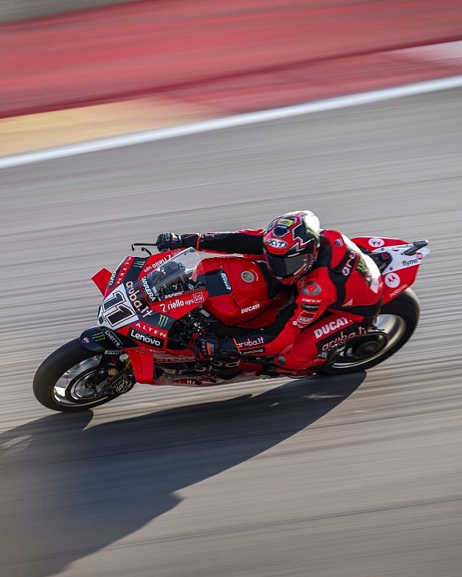 Ducati lần thứ tư liên tiếp vô địch thế giới MotoGP Ducati lần thứ tư liên tiếp vô địch thế giới MotoGP