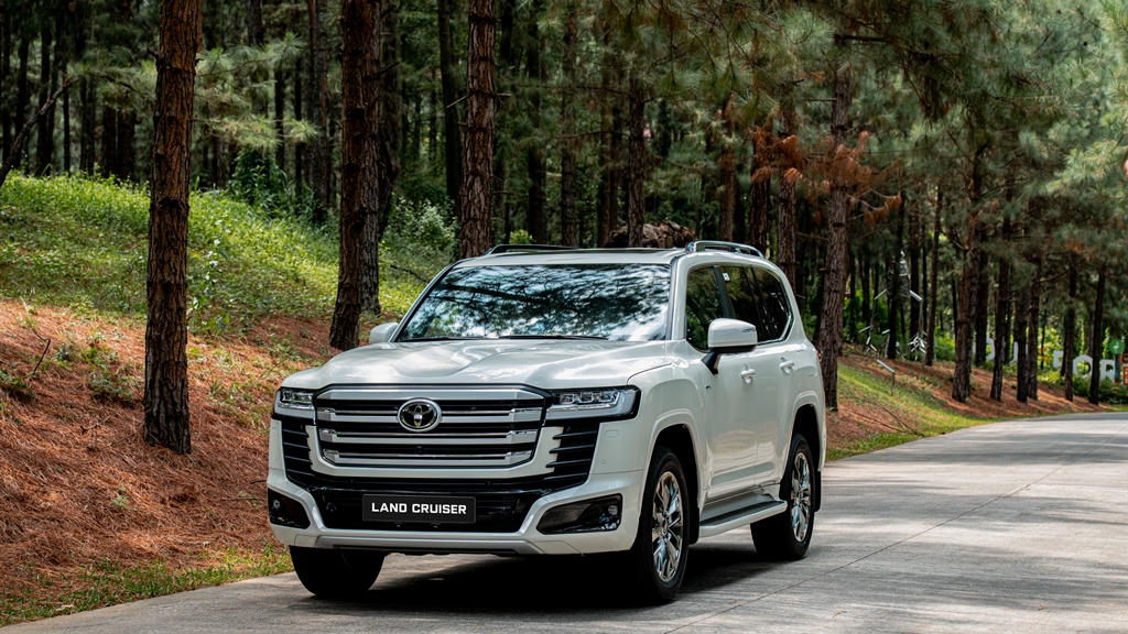Điện hóa Land Cruiser 300: Giữ trọn chất "vua địa hình", nâng tầm đẳng cấp xanh