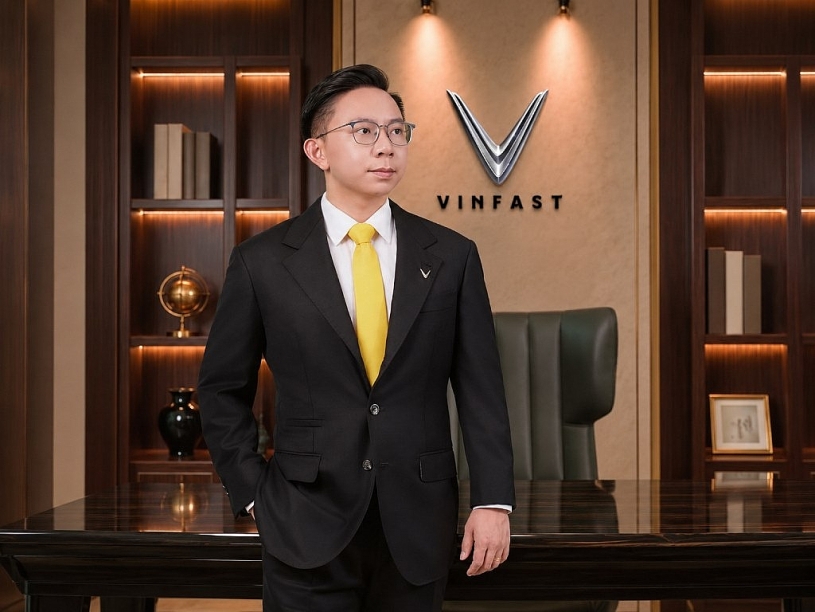 Ông Phạm Nhật Vượng và bà Phạm Thu Hương chuyển giao vai trò lãnh đạo tại VinFast và GSM