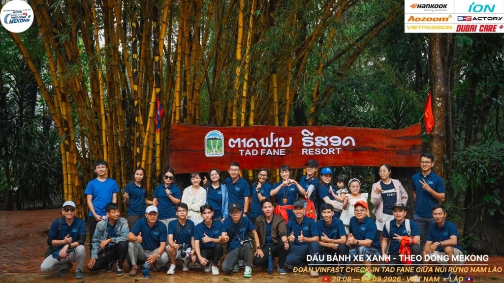 Caravan “Dấu bánh xe xanh”: Xe điện Việt vượt 3.000 km chinh phục Nam Lào