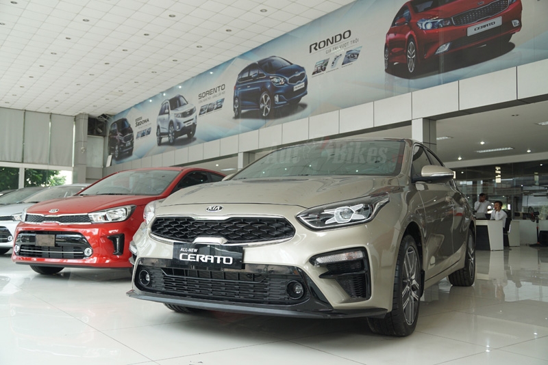 Kia Cerato 2019: Khuyến mãi, giá xe, lăn bánh tháng 10/2019