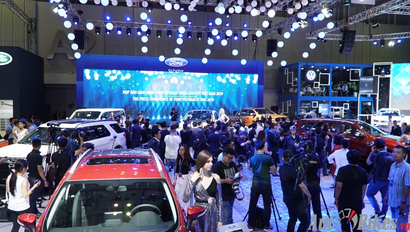 Thị trường ô tô Việt kỳ vọng bùng nổ tháng cuối năm Thị trường ô tô Việt kỳ vọng bùng nổ tháng cuối năm