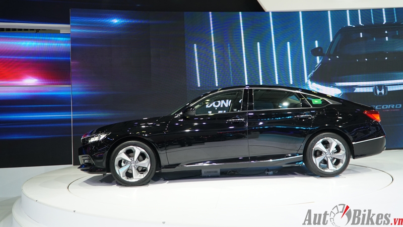 chi tiet honda accord 2020 gia 13 ty dong doi thu cua toyota camry