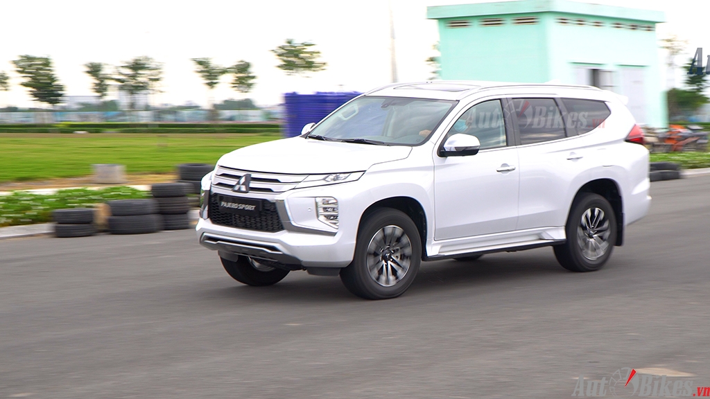 Phân khúc SUV 7 chỗ tháng 7/2024: Ford Everest dẫn đầu