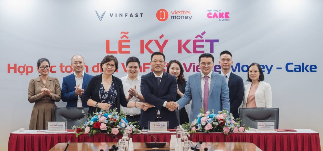 VinFast hợp tác với Cake by VPBank và Viettel Money