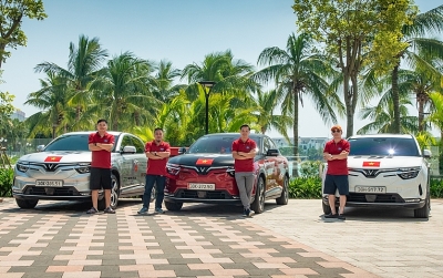 Đoàn VinFast VF 8 chinh phục Tây Tạng