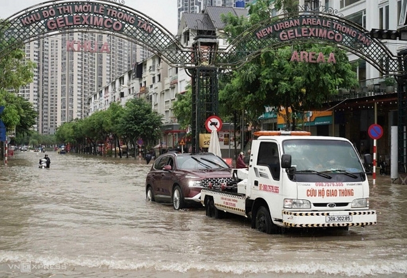 Kiểm tra ôtô sau bão: Việc nào tự làm, việc nào cần gara?