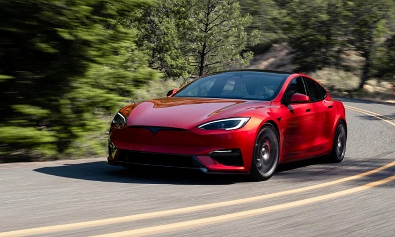 CEO hãng đối thủ chê xe Tesla 'không thay đổi suốt 12 năm'