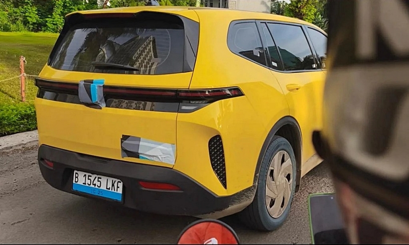 VinFast Limo Green chạy thử tại “thánh địa” của MPV Nhật Bản và… BYD M6 VinFast Limo Green chạy thử tại “thánh địa” của MPV Nhật Bản và… BYD M6