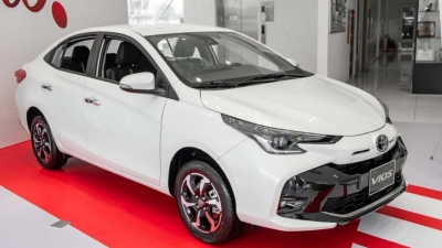 Cuộc đua giảm giá ô tô tiếp tục nóng sau tháng Ngâu