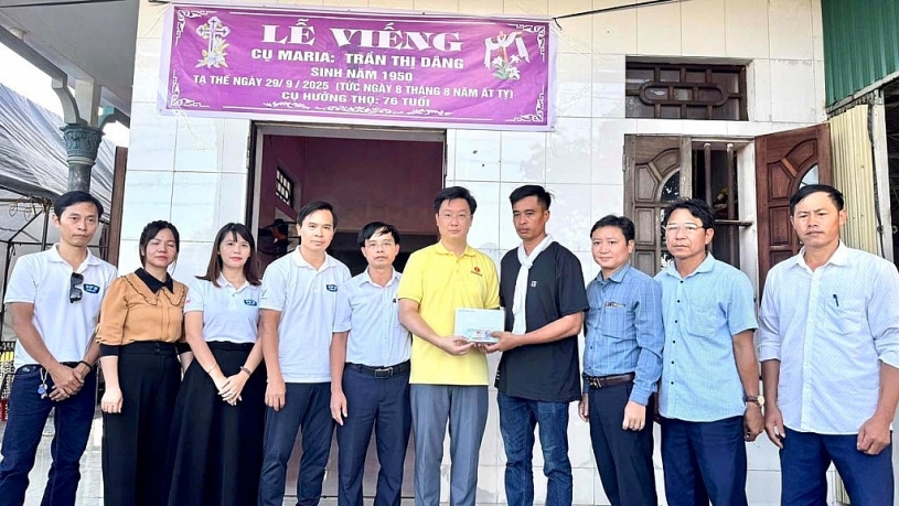 Vingroup hỗ trợ khẩn cấp hơn 2.000 hộ dân và 56 gia đình sau bão Bualoi