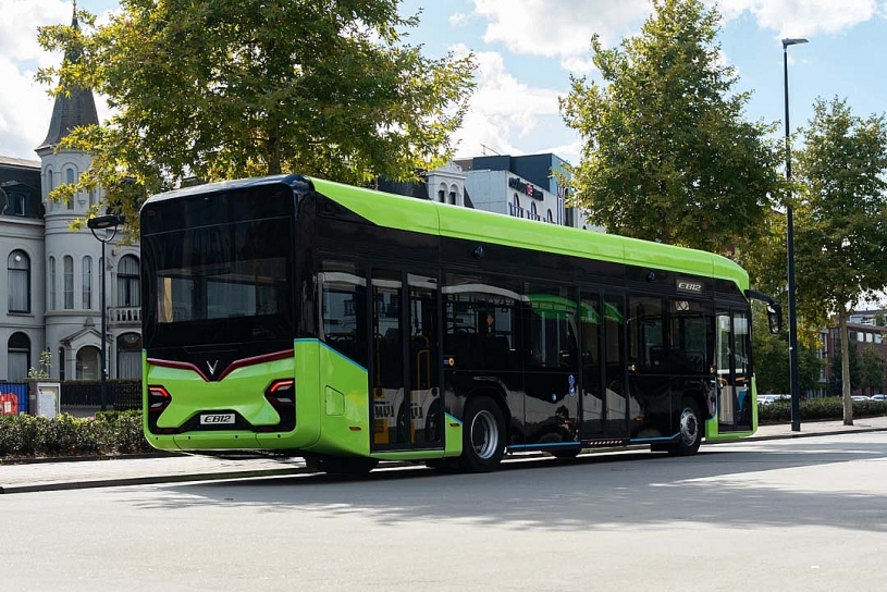 Cận cảnh VinFast EB 12 vừa mở bán ở châu Âu Cận cảnh VinFast EB 12 vừa mở bán ở châu Âu