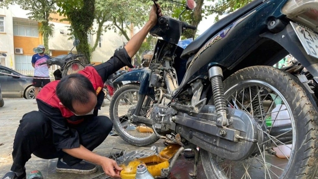Đặt niềm tin nhầm thợ sửa xe máy, người dùng phải trả “học phí” gấp đôi