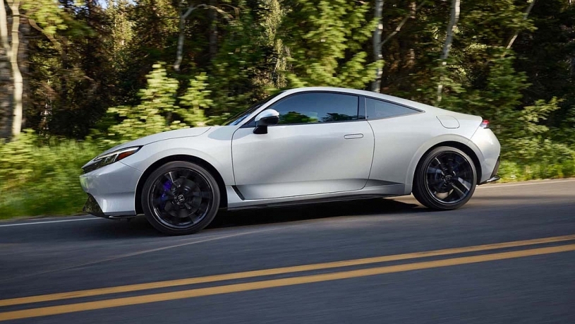 Xe hybrid mới của Honda gây sốt khi vừa ra mắt Xe hybrid mới của Honda gây sốt khi vừa ra mắt