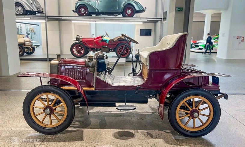 Skoda L&K Voiturette A – chiếc ôtô đầu tiên của Tiệp Khắc